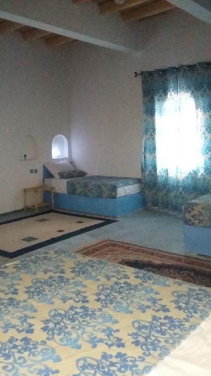 Hotel Familiale Les Grotte Ait Benhaddou Esterno foto